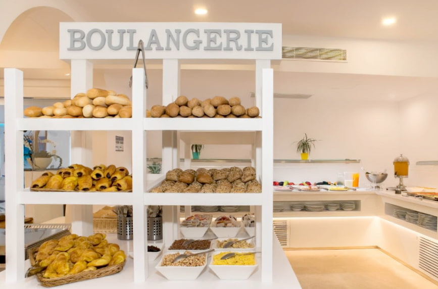 Desayuno Hotel Playas de Paguera Buffet frío y caliente del Hotel Playas de Paguera